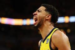 乔治：哈利伯顿是未来NBA的门面，将持续证明自己