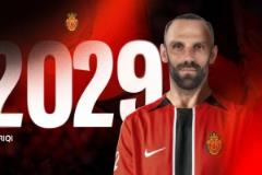 官方：马洛卡与31岁前锋穆里奇续约至2029年