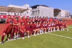 中国女足为国足加油：今晚比赛，全体将士奋勇拼搏！