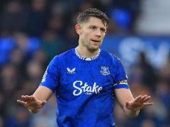 英超官方称塔科夫斯基飞铲麦卡属鲁莽犯规，VAR介入认定