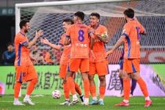 鲁媒：泰山队应放眼未来，加快年轻化进程