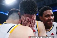 双喜胡金秋妻子发文：十年圆梦是五周年的最好礼物