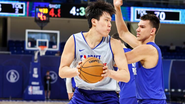 杨瀚森：从青岛男篮新星到NBA逐梦者的成长之路