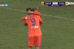 水银泻地！克雷桑精准传中助队友破门，山东泰山客场3-0领先