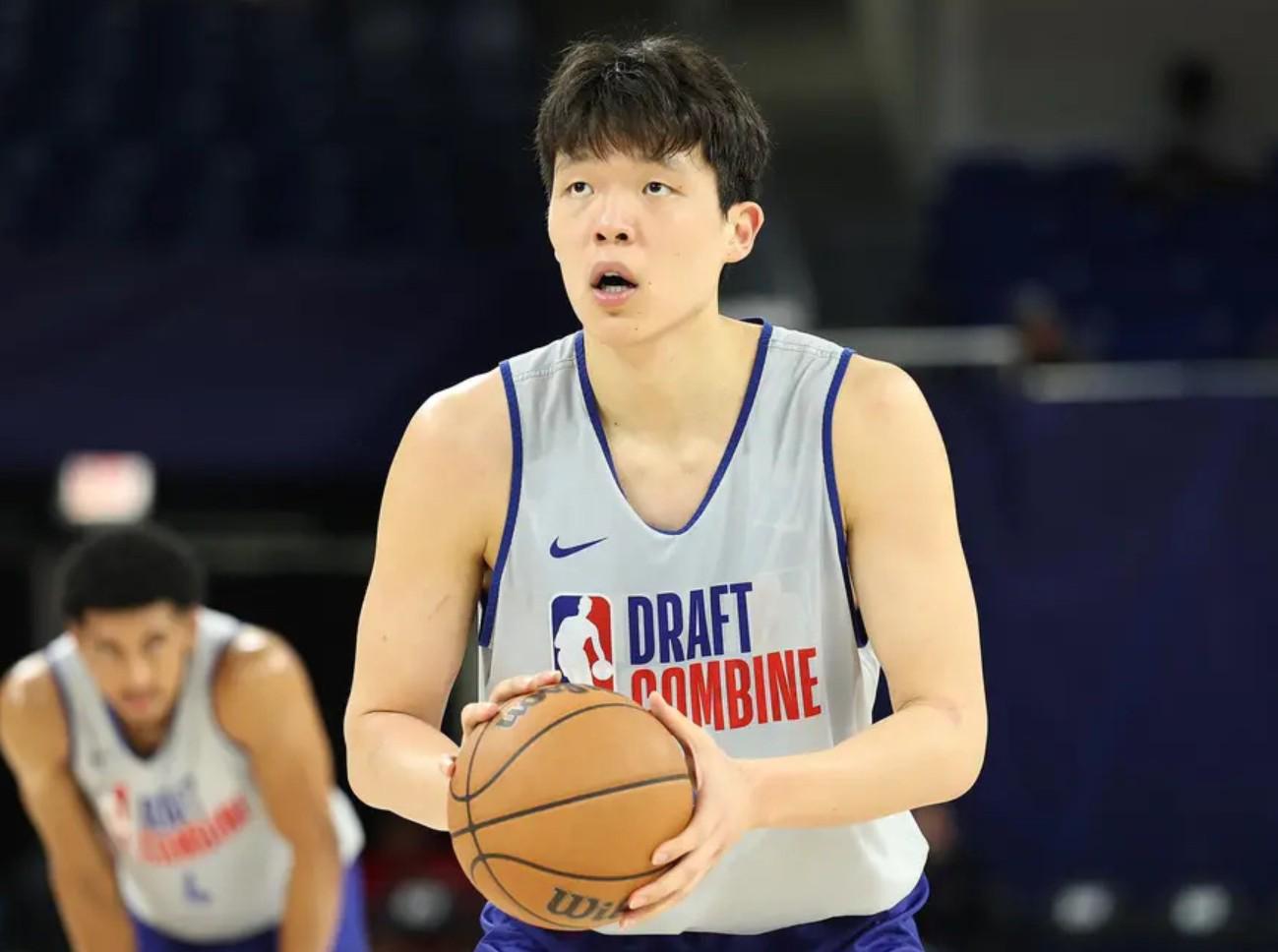 媒体人：杨瀚森将当地时间28日起开启单独试训之旅